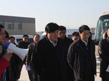 2011年12月10日，聊城物流園區(qū)管委會主任商同順蒞臨公司指導(dǎo)工作