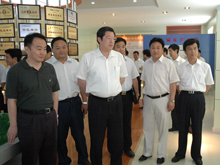 2008年7月，濟南市委副書記、市長張建國蒞臨集團調(diào)研現(xiàn)代物流業(yè)發(fā)展情況